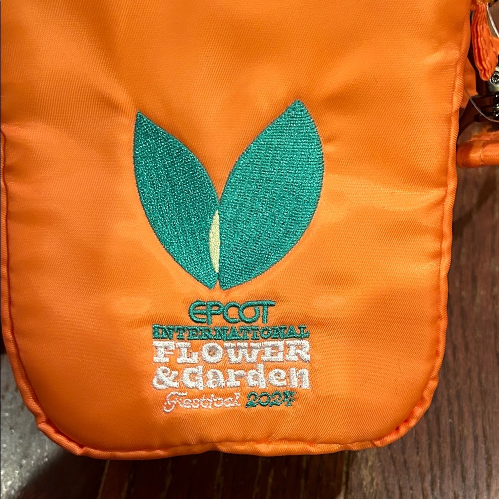 Disney Orange Bird Lug Crossbody Bag - Picture 9 of 14